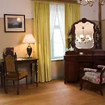 Antonius Boutique