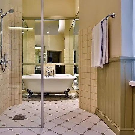 Antonius Boutique 4*