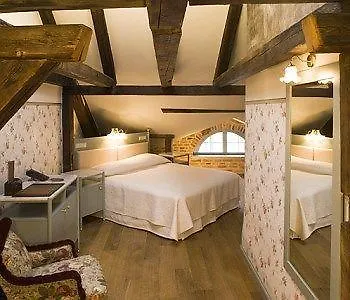 Hotel Antonius Boutique 4*